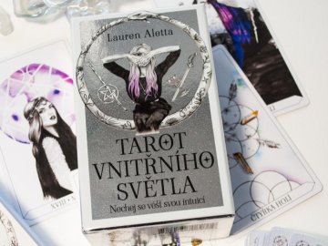 Tarot vnitřního světla: Nechte se vést svou vlastní intuicí