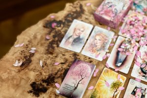 Únorový výklad s Květinovými kartami Lenormand