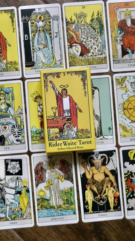 Rider Waite Tarot