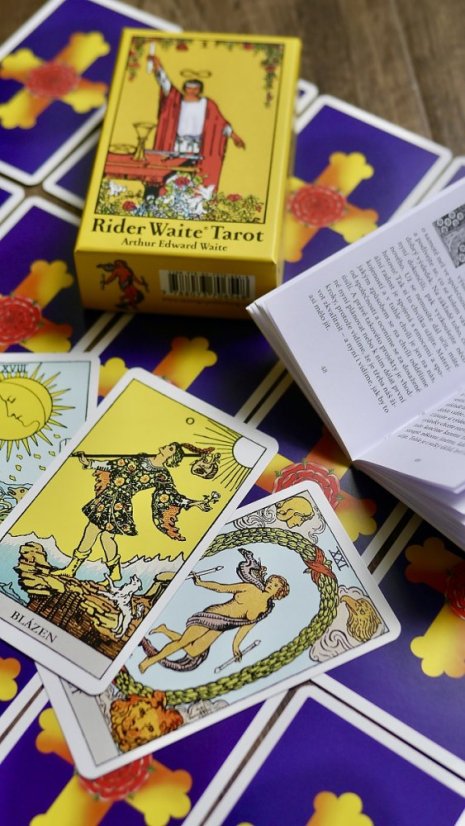 Rider Waite Tarot